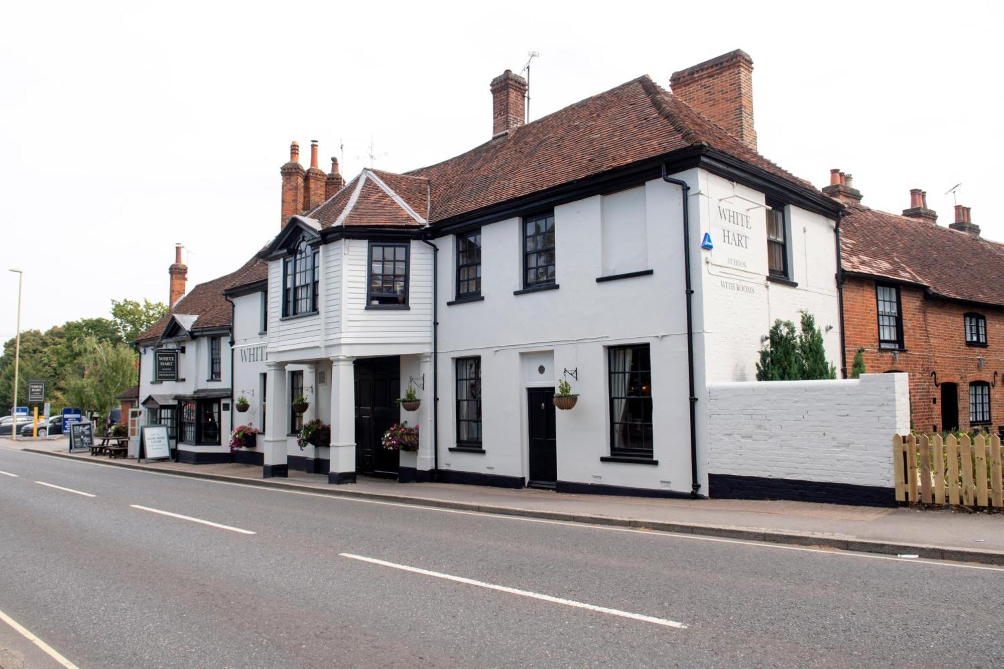 The White Hart By Innkeeper'S Collection Hook  Dış mekan fotoğraf
